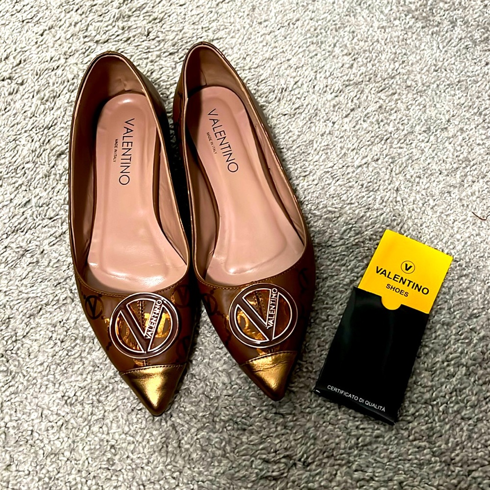Valentino Flats